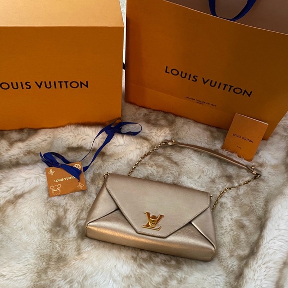 Louis Vuitton Gold Calfskin Leather Love Note Bag - Picture 1 of 9